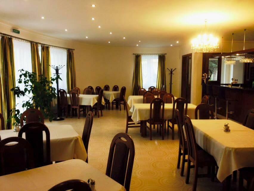Penzion Aniko Gold *** Horne Saliby Exterior foto